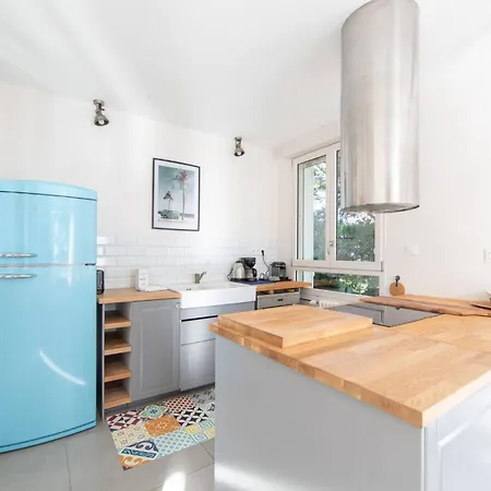 Claire A - Sea View With Heated Poo וילה