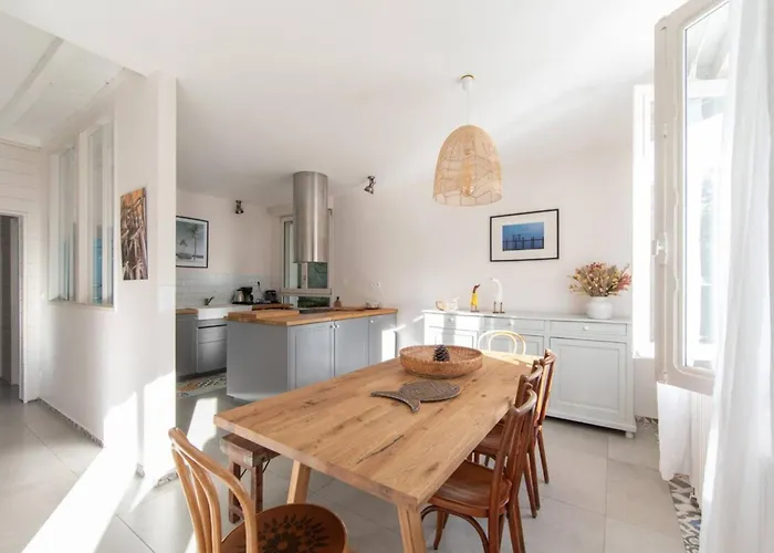 Claire A - Sea View With Heated Poo Andernos-les-Bains